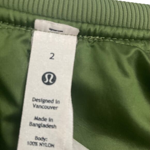 Lululemon Non Stop Bomber Jacket Womens Size 2 Green Reversible Lightweight Coat - Picture 10 of 10